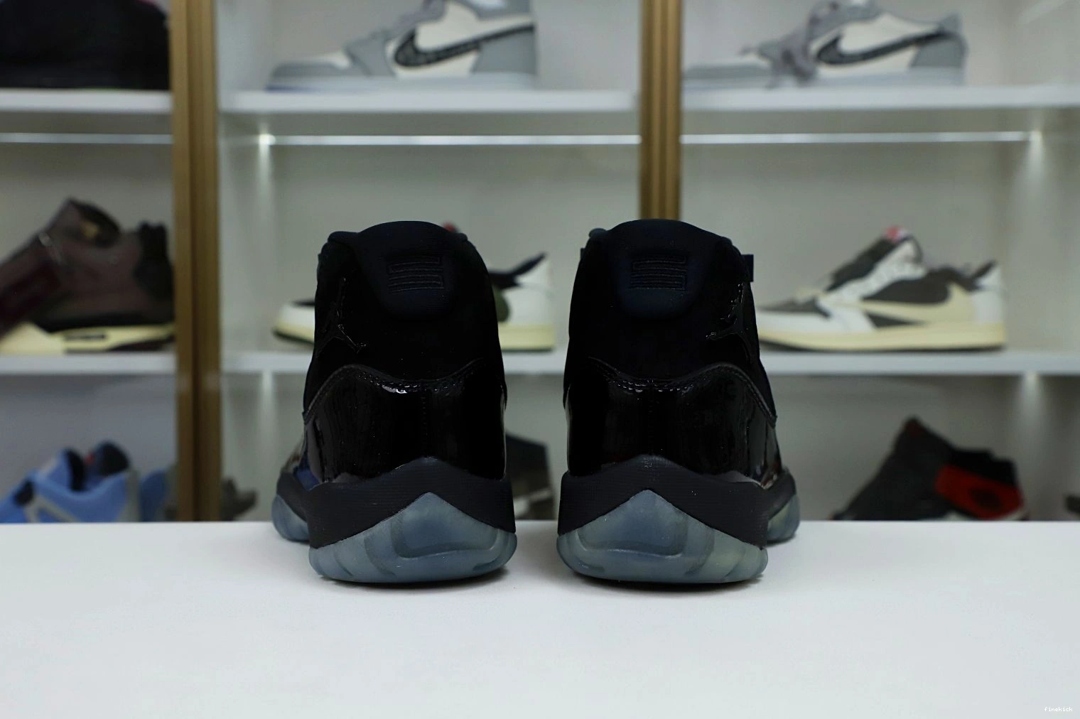 JORDAN 'CAP RETRO 11 AND GOWN' AIR 1022